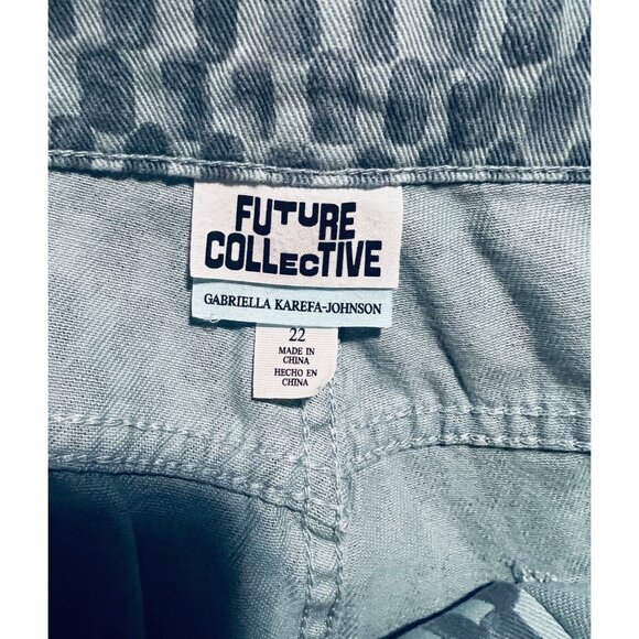 NEW Future Collective Womens Blue Plaid Denim Jeans Mid Rise Straight Leg 22 - Picture 3 of 3